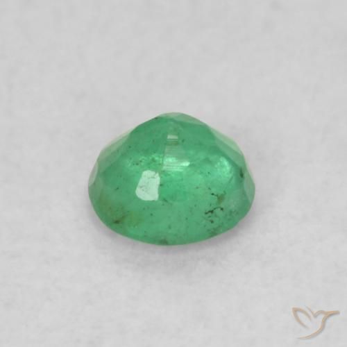 Esmeralda Verde amarillento natural de 0.16 ct, Redondo, SI