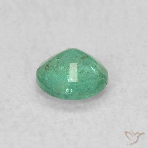Esmeralda Verde medio natural de 0.14 ct, Redondo, SI