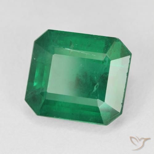 Esmeralda Verde oscuro natural de 5.91 ct, Corte Octágono / Esmeralda, VS-SI