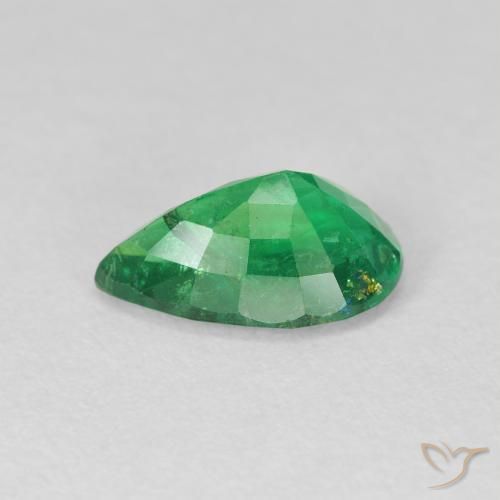 Esmeralda Verde cálido natural de 2.20 ct, En forma de pera, VS-SI