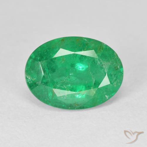 3.92ct Natural Verde cálido Esmeralda, Ovalada, VS-SI
