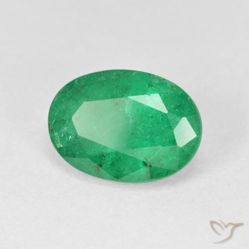 Esmeralda Verde medio natural de 3.38 ct, Ovalada, VS-SI