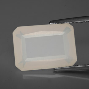 Ópalo de fuego blanco natural de 4,83 ct, transparente, transparente / translúcido
