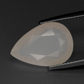Ópalo de fuego blanco natural de 5,85 ct, en forma de pera, translúcido
