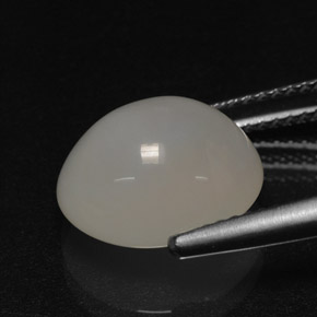 Ópalo de fuego blanco natural de 4,41 ct, corte óvalo, translúcido