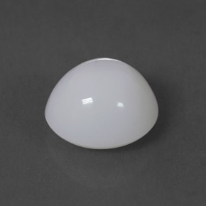 Ópalo de fuego blanco natural de 2,25 ct, corte óvalo, translúcido