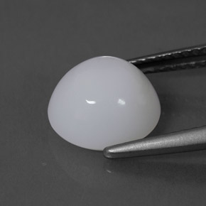 Ópalo de fuego blanco natural de 2,25 ct, corte óvalo, translúcido