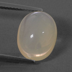 Ópalo de fuego blanco natural de 4,40 ct, corte óvalo, transparente