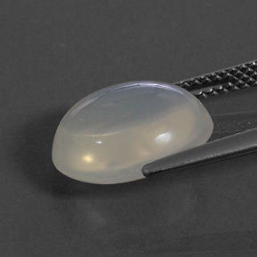 Ópalo de fuego blanco natural de 4,47 ct, corte óvalo, transparente