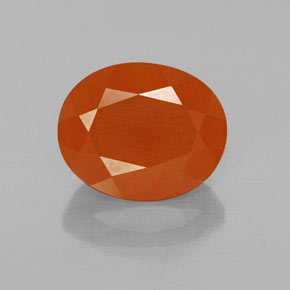 Ópalo de fuego Naranja rojizo natural de 4.76 ct, Corte Óvalo, Transparente