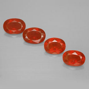 Gemas de Ópalo de fuego Rojo medio natural de 2.77 ct, Corte Óvalo, Transparente