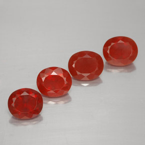 Gemas de Ópalo de fuego Rojo medio natural de 3.39 ct, Corte Óvalo, Transparente