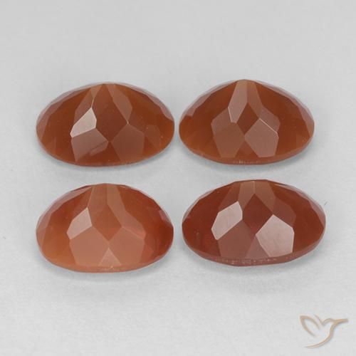 Gemas de Ópalo de fuego Rojo oscuro medio natural de 2.87 ct, Ovalada, Translúcido