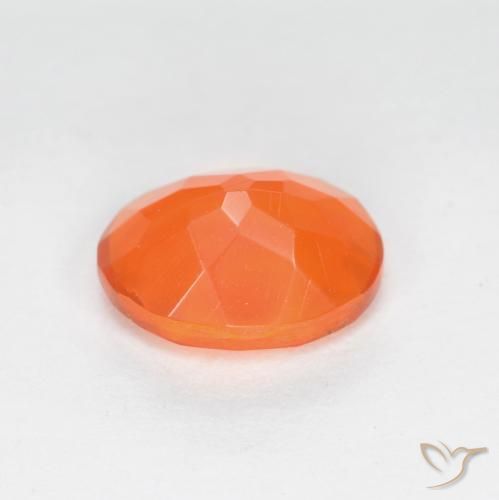 Ópalo de fuego Naranja intenso natural de 0.80 ct, Ovalada, Translúcido