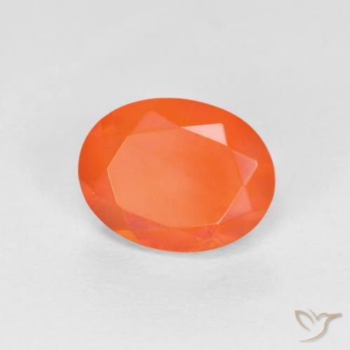 Ópalo de fuego Naranja intenso natural de 0.77 ct, Ovalada, Translúcido