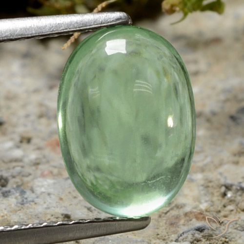 3.56ct Natural Verde medio Fluorita, Ovalada, Transparente