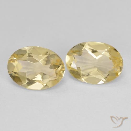 Gemas de Berilo dorado Amarillo-dorado claro natural de 3.02 ct, Ovalada, VS