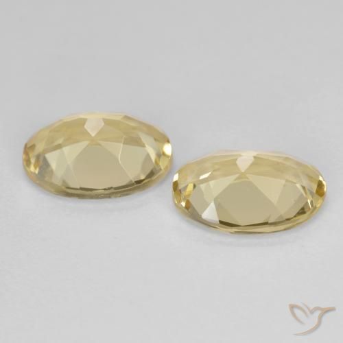 Gemas de Berilo dorado Amarillo-dorado claro natural de 3.02 ct, Ovalada, VS