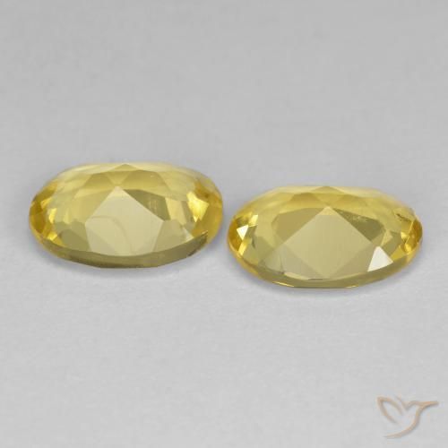 Gemas de Berilo dorado Amarillo claro natural de 1.97 ct, Ovalada, VS