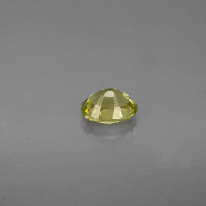 Granate grosularia verde natural de 0,49 ct, corte óvalo, VS