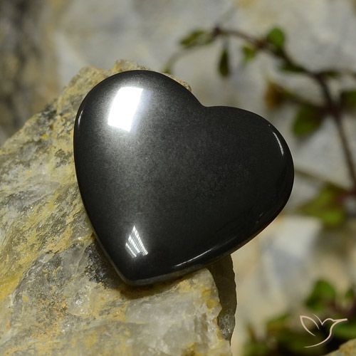 23.44ct Natural Gris negro Hematites, Corazón, Opaco