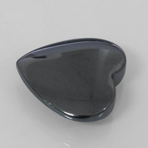 Hematites Gris negro natural de 25.88 ct, Forma de corazón, Opaco