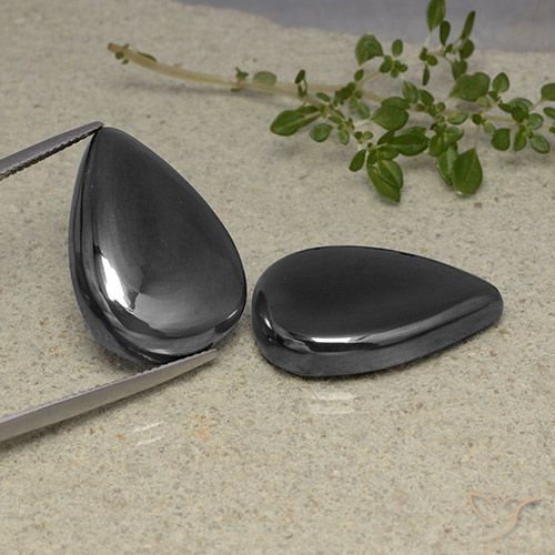 62.15ctw Natural Gris oscuro Hematites, En forma de pera, Opaco