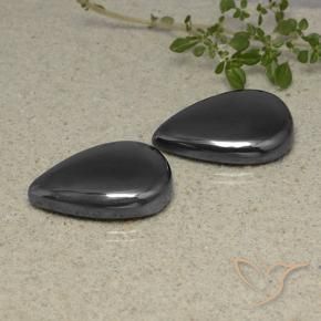 Gemas de Hematites Gris oscuro natural de 62.15 ct, En forma de pera, Opaco