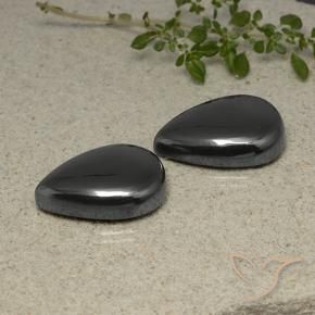 Gemas de Hematites Gris negro natural de 63.94 ct, En forma de pera, Opaco