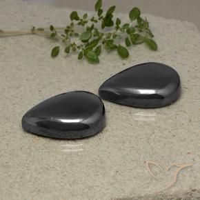 Gemas de Hematites Gris negro natural de 79.05 ct, En forma de pera, Opaco