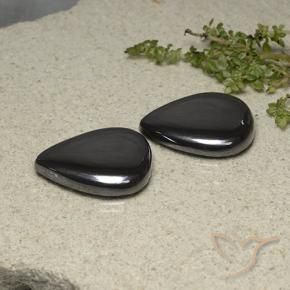 Gemas de Hematites Gris negro natural de 58.28 ct, En forma de pera, Opaco