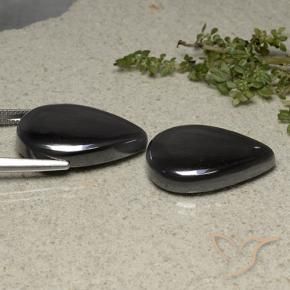 Gemas de Hematites Gris negro natural de 66.54 ct, En forma de pera, Opaco
