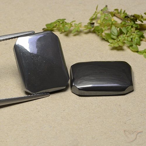 32.33ctw Natural Gris negro Hematites, corte esmeralda, Opaco