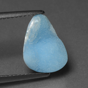 Drusa de hemimorfita azul natural de 3,85 ct, forma elegante, opaco