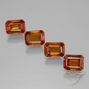 Gemas de granate hessonita Naranja medio natural de 4.49 ct, Corte Octágono / Esmeralda, VS