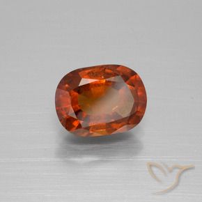 granate hessonita Naranja oscuro natural de 2.32 ct, Forma Cojín, VS-SI