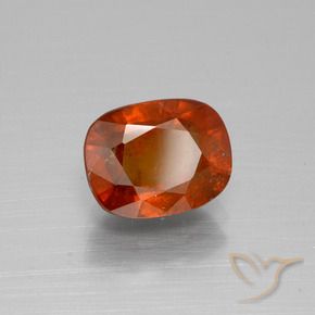 granate hessonita Naranja fuego natural de 2.80 ct, Forma Cojín, SI