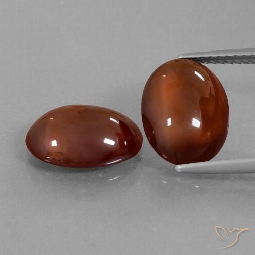 Gemas de granate hessonita Rojo oscuro natural de 8.69 ct, Corte Óvalo, Translúcido