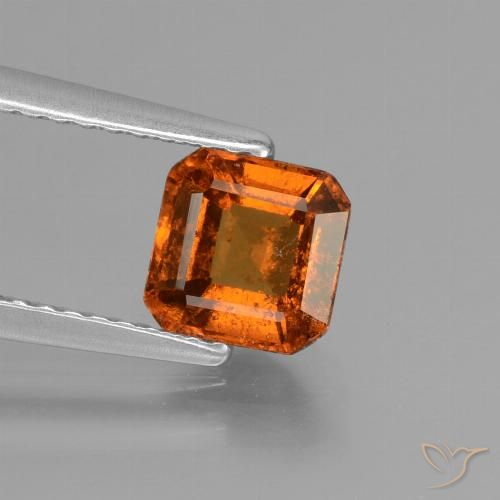 1.33ct Natural Naranja oscuro medio granate hessonita, corte esmeralda, VS-SI