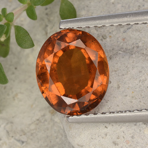 Granate hessonita naranja natural de 2,79 ct, corte óvalo, VS