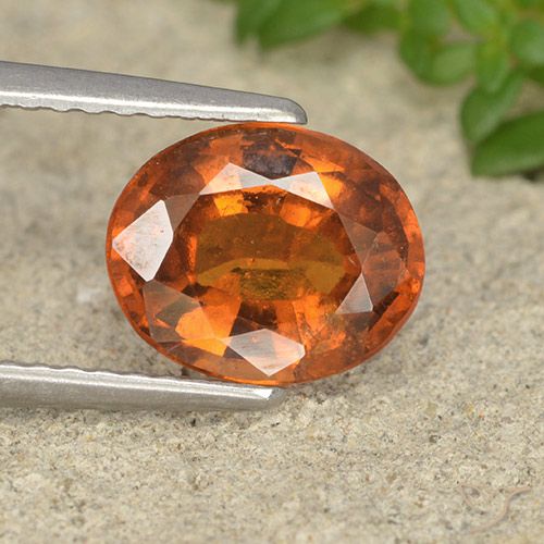 2.01ct Natural Naranja oscuro medio Granate Hessonita, Ovalada, VS-SI