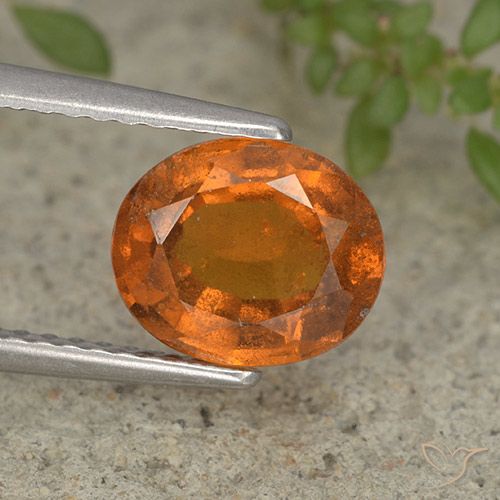 2.03ct Natural Naranja medio Granate Hessonita, Ovalada, VS-SI