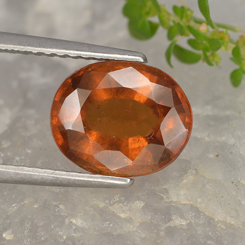 granate hessonita Naranja medio natural de 2.95 ct, Corte Óvalo, VS-SI