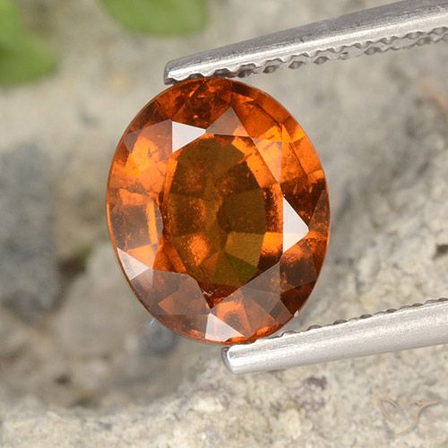 2.07ct Natural Naranja oscuro medio Granate Hessonita, Ovalada, VS-SI