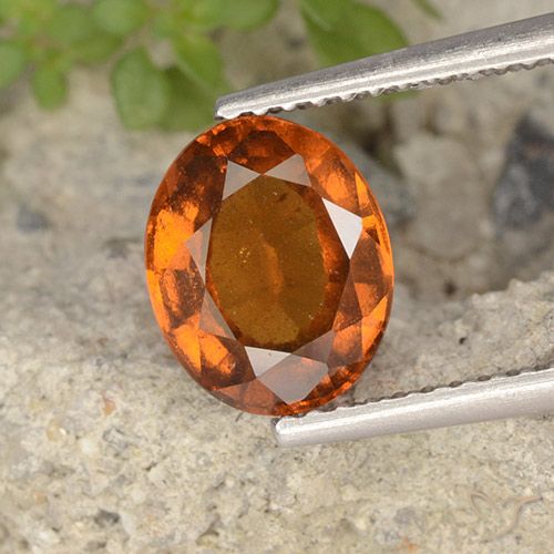 Granate hessonita naranja natural de 2,37 ct, corte óvalo, VS