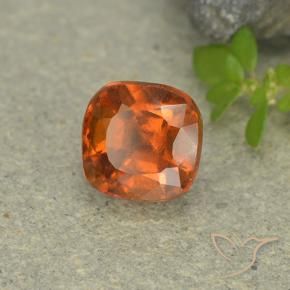 granate hessonita Naranja amarillento natural de 1.71 ct, Forma Cojín, VVS-VS