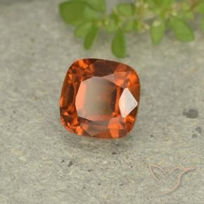 granate hessonita Naranja oscuro natural de 1.90 ct, Forma Cojín, VVS-VS