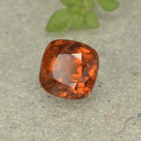 granate hessonita Naranja rojizo natural de 1.83 ct, Forma Cojín, VS