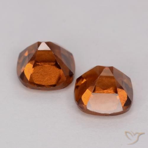 Gemas de granate hessonita Naranja oscuro medio natural de 2.65 ct, Forma Cojín, VS