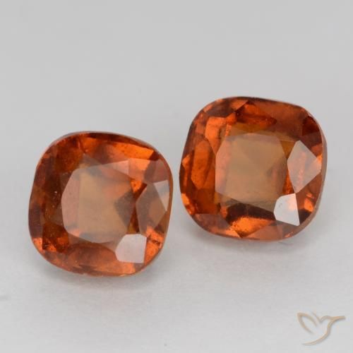 Gemas de granate hessonita Ámbar naranja natural de 3.30 ct, Forma Cojín, VS